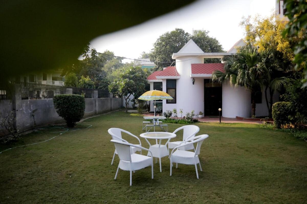 Villa Sukoon Farm à Gurgaon Extérieur photo